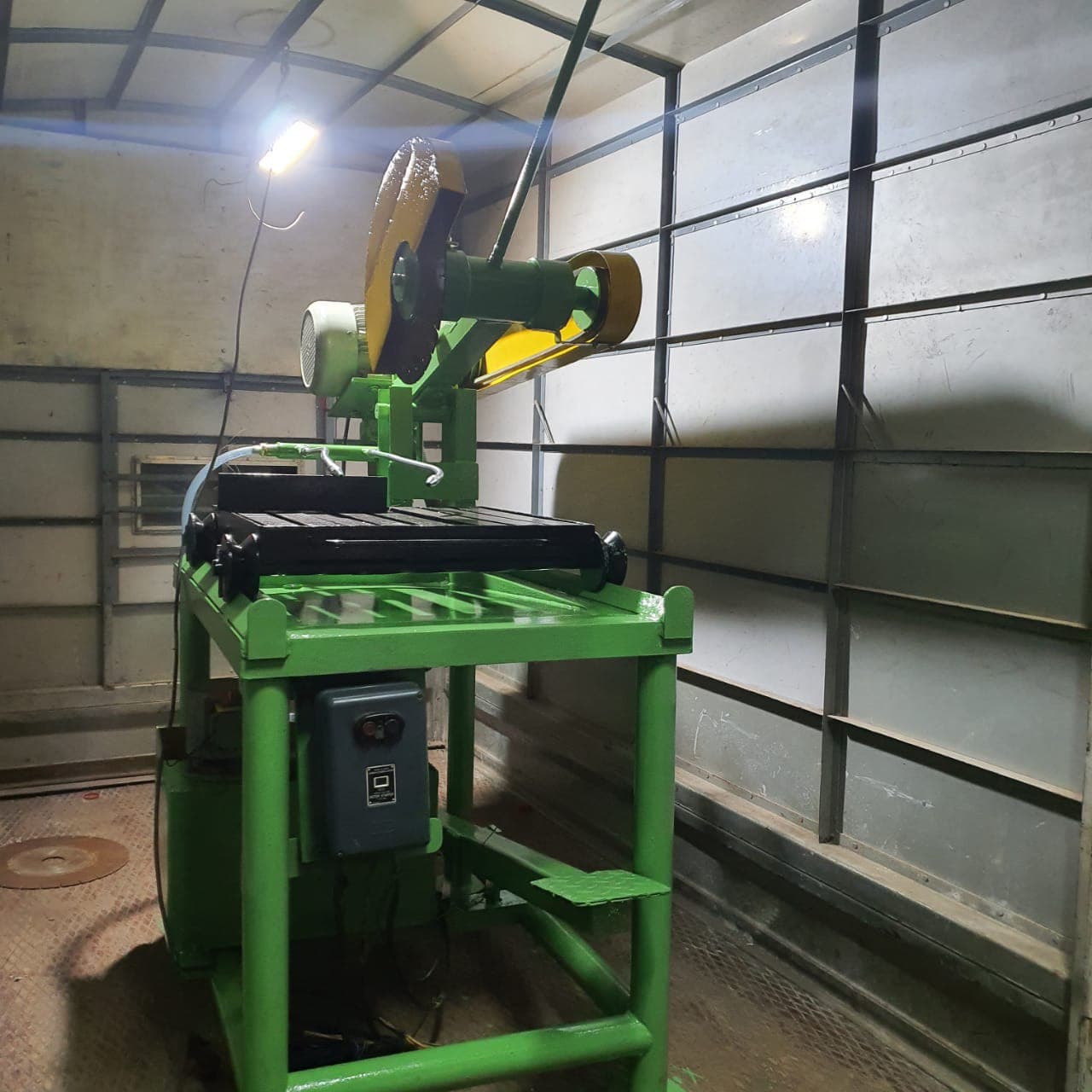 Castable Brick Cutting Machine